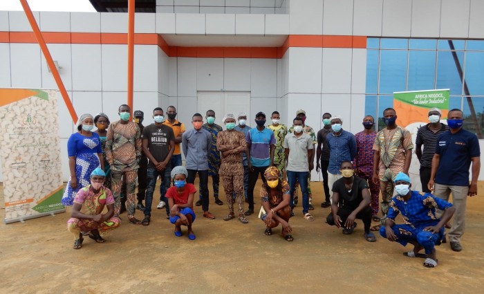 Team of Africa Negoce Industries in front of their office in Benin