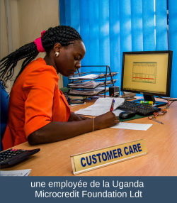 een werknemer van de Uganda Microcredit Foundation Ltd Oeganda.png